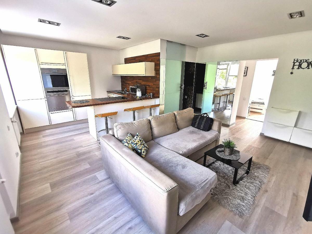 Nowoczesny Apartament III Al. Nmp Ченстохова Екстер'єр фото